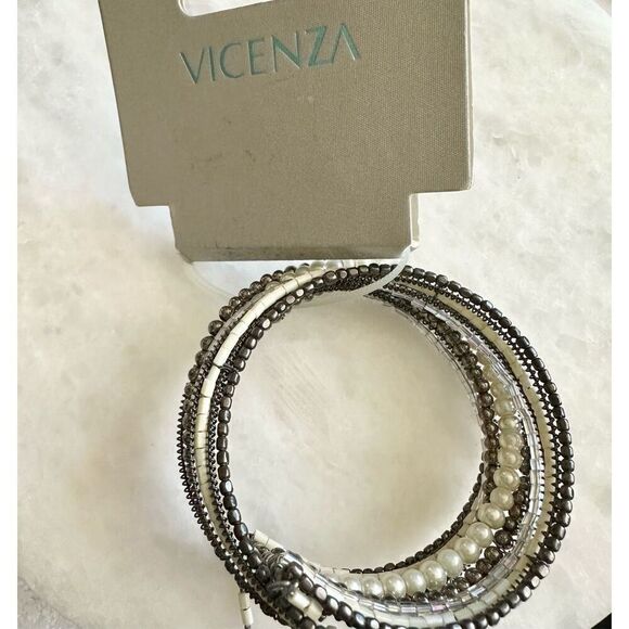 Vicenza Silver and gray tone beaded cuff bracelet - Picture 1 of 2